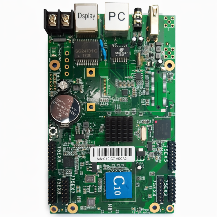 نمایی از بالا از مادربورد c10